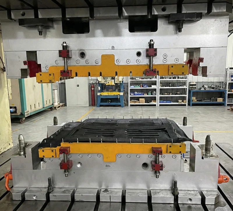 LWRT 汽车底盘护板