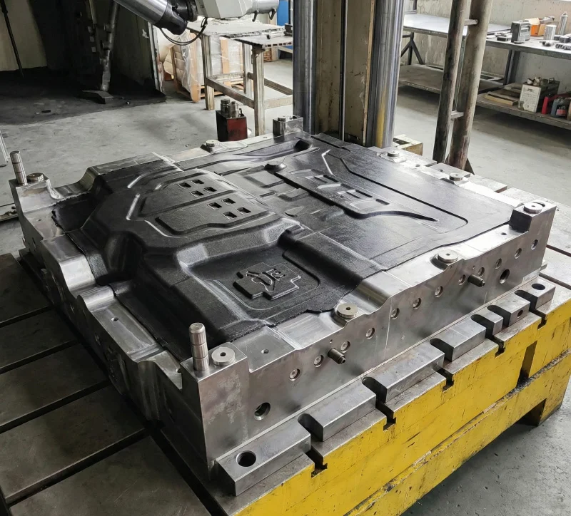 高强复材底盘结构件