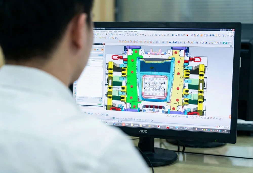 高级工程 CAD 界面
